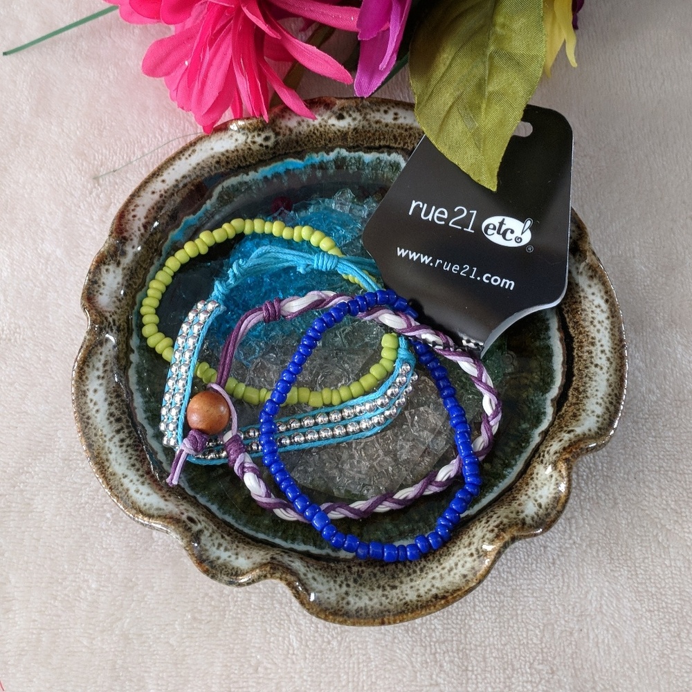 ♦️ B2G1FREE♦️ set of 4 Bracelet